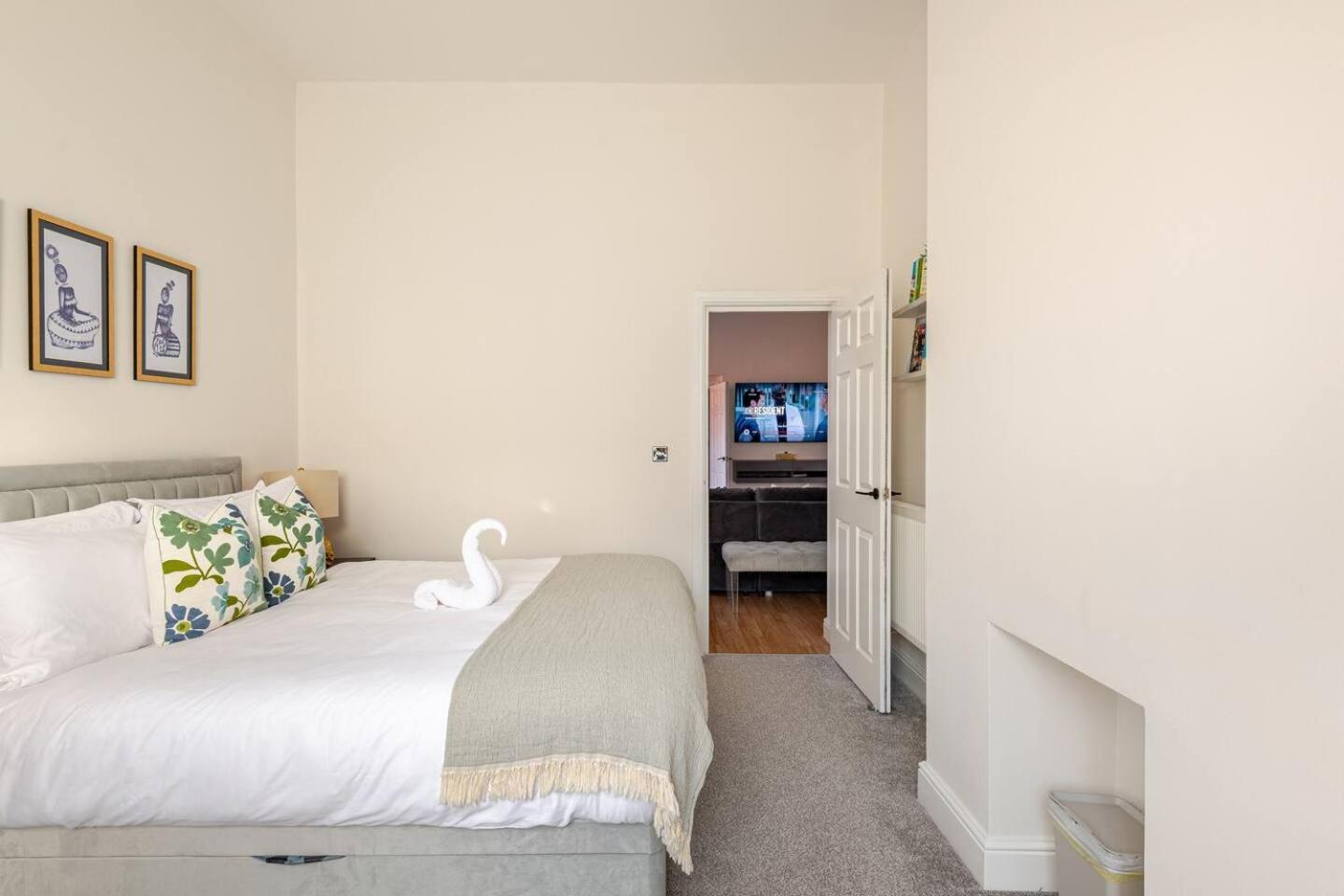Stylish Flat In Central Location With Free Parking 史云顿 外观 照片
