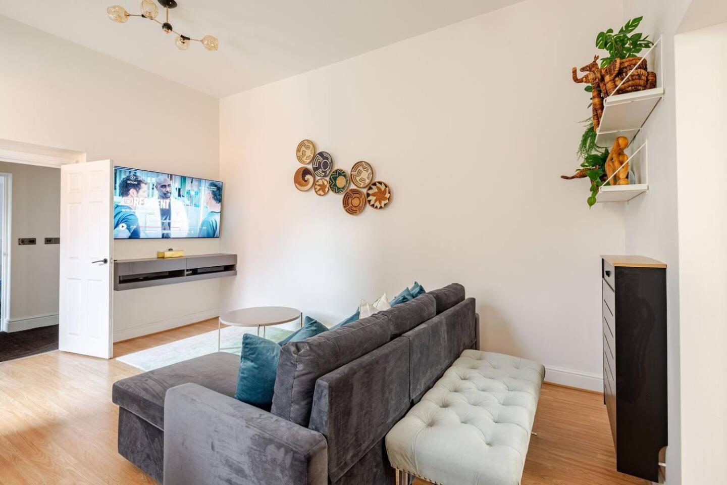 Stylish Flat In Central Location With Free Parking 史云顿 外观 照片